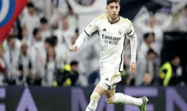 周日027 皇马VS马竞近期表现复盘与赛果前瞻分析