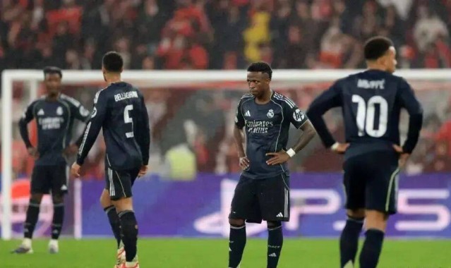 还记得吗，上一支一个月内和皇马三次交手的球队是谁？