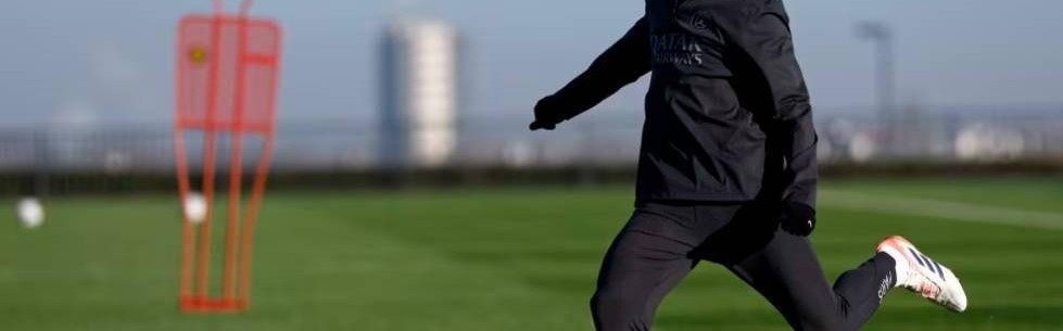 上赛季欧冠近乎无敌，本赛季状态低迷：巴黎圣日耳曼到底怎么了