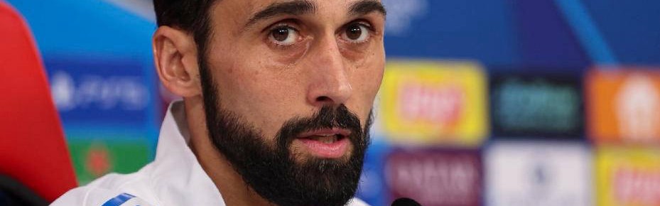 阿韦罗亚：介于安切洛蒂与穆里尼奥之间的优秀教练