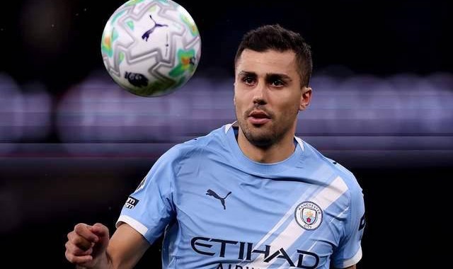 曼城29岁金球巨星公开示好皇马：渴望重返西甲踢球，难以拒绝皇马邀约