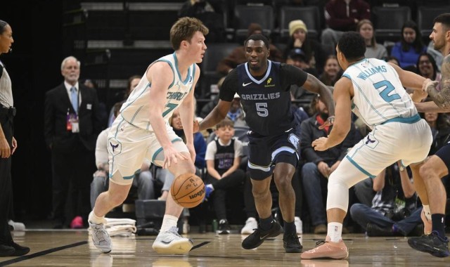 布里奇斯20分杰克逊26分 黄蜂击败灰熊4连胜