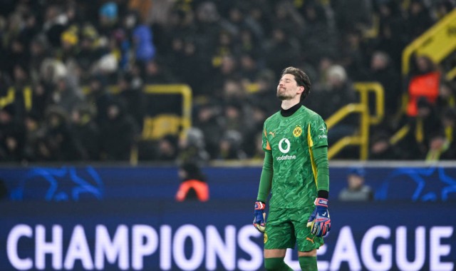 德甲激战：多特蒙德的坚持与拜仁的精准，科贝尔直言痛苦与希望并存