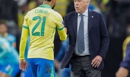 中锋还是攻击型中场？库尼亚亲承与安帅对话：我本就是踢10号位的