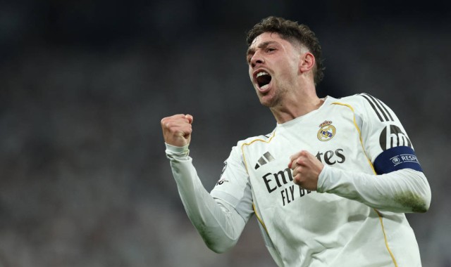 欧冠生死战前瞻：姆巴佩带伤剑指曼城 皇马左路告急