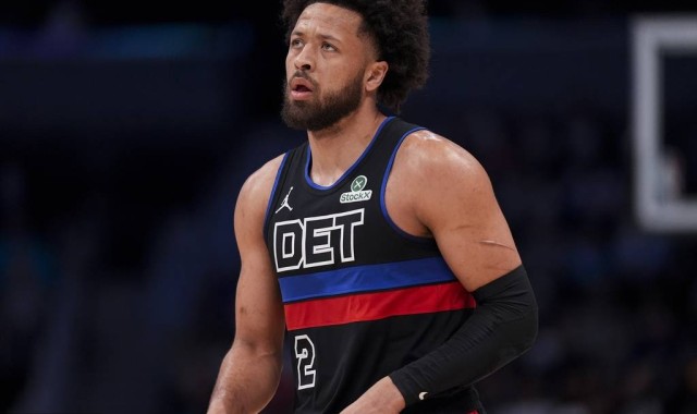 坎宁安33+9+7米勒空砍24分 活塞击败黄蜂